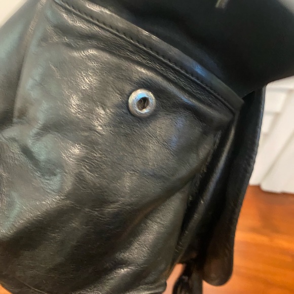 90’s DKNY Messenger Bag - Picture 6 of 12